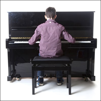 Pianiste de dos